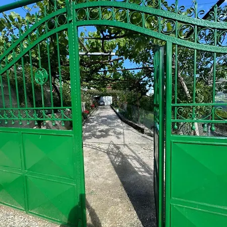 Emily House In * Αργυρόκαστρο
