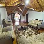 Emily House In 公寓 Gjirokastër