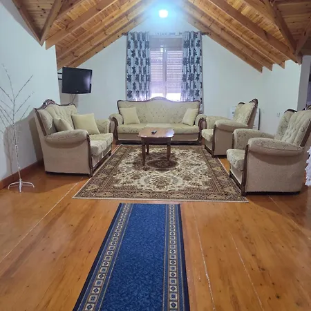 Emily House In Daire Gjirokastër